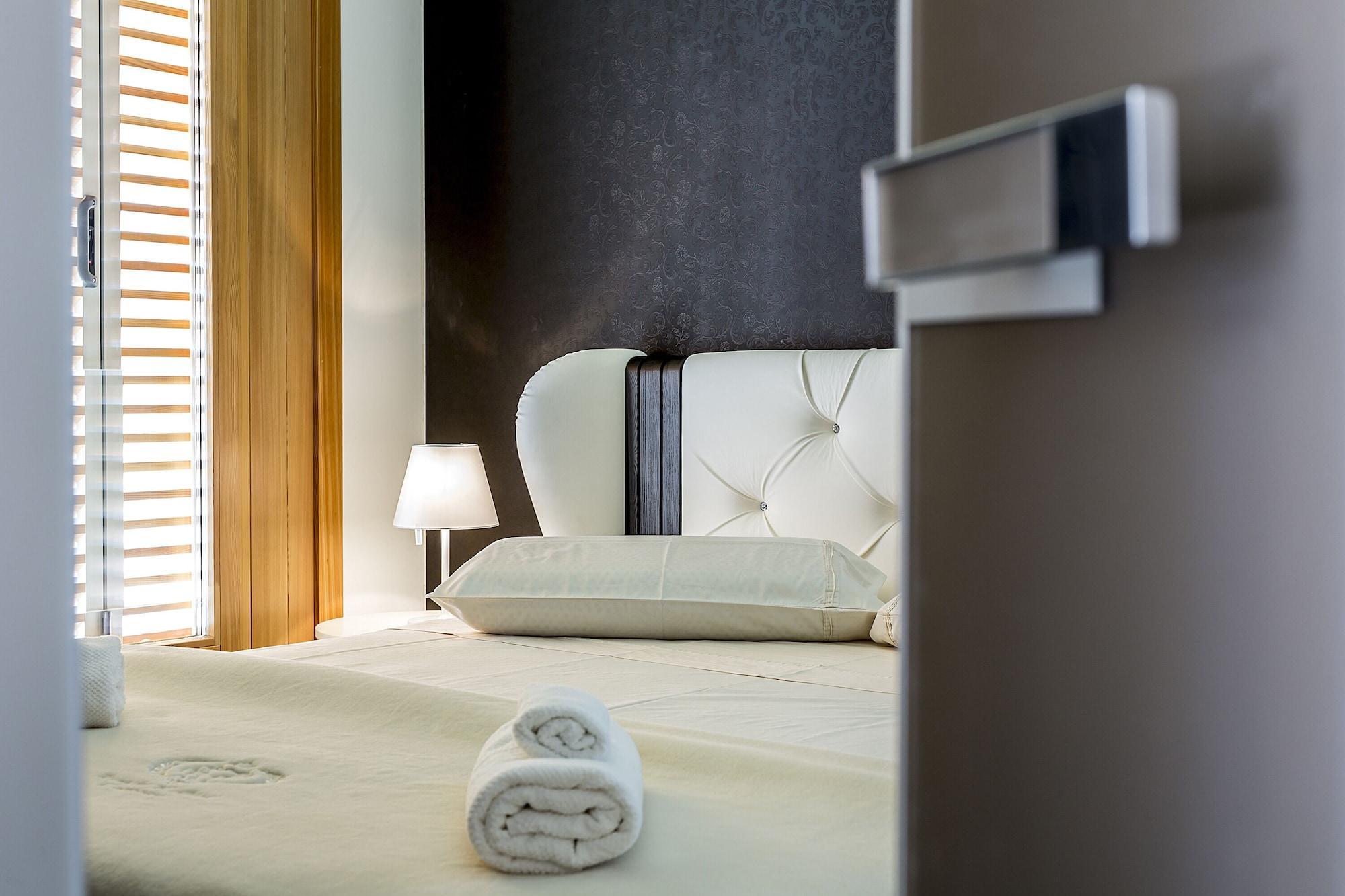 Seaview Luxury Retreat Hotel Split Exterior photo